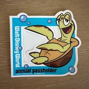 WDW Disney Crush Passholder Magnet